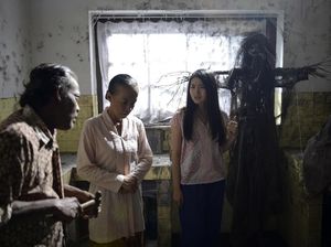 Pengalaman Natasha Wilona Kerja Bareng Erwin Arnada di Film Nini Thowok
