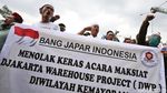 Foto: Suasana Demo Tolak Konser Musik DWP