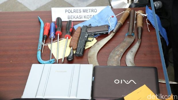 Polda Metro Amankan 1.475 Preman, 4 Senpi hingga 40 Sajam Disita