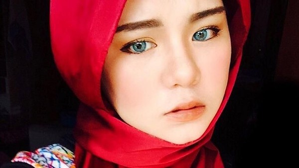 Foto: Manisnya Pesepakbola Wanita Malaysia Berhijab, Nur Indah