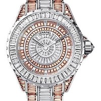 Jam tangan Chanel J12 Haute Joaillerie lainnya dipenuhi berlian seperti ini. Harganya US$ 921 ribu atau sekitar Rp 12,5 miliar. Foto: Dok. Swiss Luxury