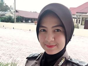 Foto: Gaya Polwan Cantik Berhijab dari Indonesia & 4 Negara Lain