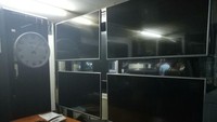 Di ruangan tersebut, hanya ada 18 unit monitor CCTV yang berfungsi.