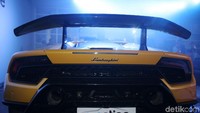 Banteng tersebut mampu mencapai 100 km/jam dari diam hanya dalam 2,4 detik dan 0-200 km/jam dalam 8,9 detik. Capaian tersebut didukung oleh dual clutch LDF-7 percepatan, mode corsa di ANIMA dan ban pirelli P Zero Corsa.