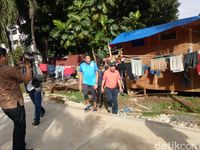 Sandiaga Uno Cek Revitalisasi Lapangan Banteng