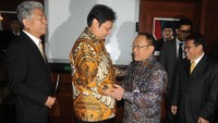 Hal itu terlihat dalam penandatanganan perjanjian kerjasama Krakatau Steel dengan pihak Jepang yang disaksikan oleh Menperin Airlangga. Foto: dok. Menperin