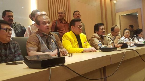 Sambut Airlangga, Dewan Pakar Golkar Ingatkan Soal Pakta Integritas