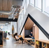 Mereka yang bekerja di Airbnb bisa cukup puas liburan. Karyawan di sana diberikan jatah sewa penginapan Airbnb gratis di seluruh dunia dengan nilai maksimal $2,000 (Rp 27 jutaan).