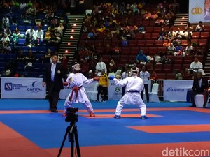 500 Atlet dari 13 Negara Ramaikan Turnamen Karate di Bandung