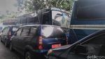 Nasib Mobil-mobil Dinas Anggota DPR yang Telantar dan Tak Terawat