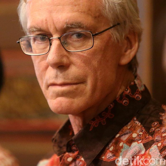 Peter Carey