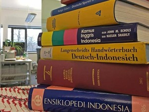 Perlukah Bahasa Indonesia Menolak Pengaruh Asing?