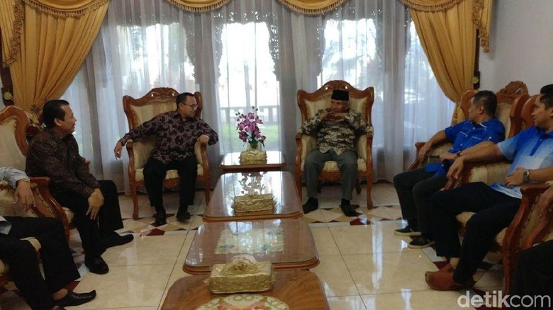 Ini Saran Amien Rais Kepada Sudirman Said Agar Menang Pilgub Jateng Ini Saran Amien Rais Kepada Sudirman Said Agar Menang Pilgub Jateng