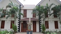 Foto: Di sekitar perempatan ada banyak bangunan bersejarah sejak masa kolonial Inggris. Ada bekas gedung Supreme Court atau Mahkamah Agung yang antik dan klasik (Fitraya/detikTravel)