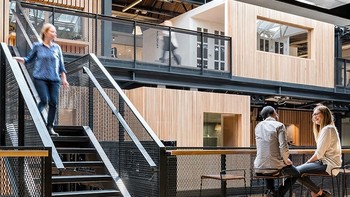 Terdiri dari 29 ruangan yang berbeda namun tetap cozy. Foto: Design Boom