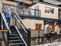 Ketika Bekas Gudang Disulap Jadi Kantor Super Keren