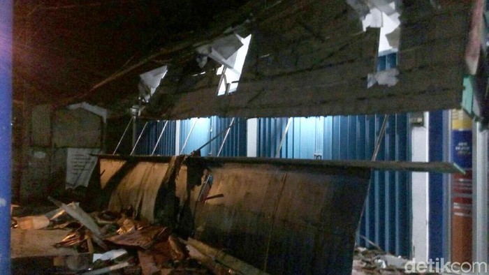 Foto Gempa 69 Sr Di Tasikmalaya Rusak Rumah Hingga Sekolah