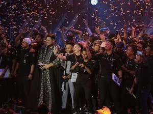 Transmedia 16 Jadi Ajang Reuni Ivan Gunawan dan Mantan