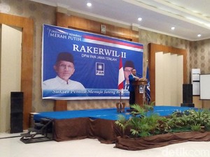 Ketua MPR Sebut Presiden AS Donald Trump Pengkhianat