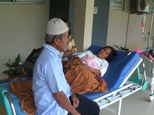 Traumanya Warga Tasikmalaya Usai Dihantam Gempa 6,9 SR