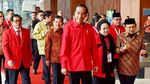 Foto: Airlangga Ikut Pertemuan Jokowi-JK-Mega-Puan di Rakornas PDIP