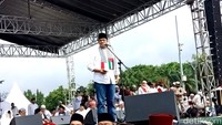 Anies hadir di Aksi Bela Palestina tanpa ditemani Wagub Sandiaga Uno (Foto: Kanavino Ahmad Rizqo/detikcom)