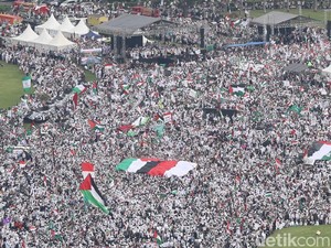 Aneka Support untuk Peserta Aksi Bela Palestina