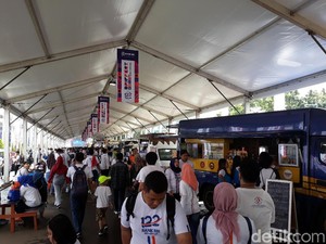 Puluhan Ribu Karyawan BRI Kumpul di Senayan, Rayakan Ultah ke-122