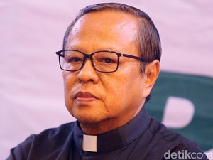 KWI Sesalkan Ulah Suharmin Kotori Masjid hingga Gereja