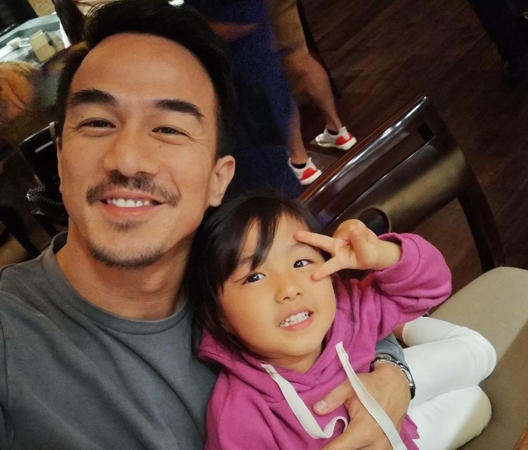 Like Father Like Daughter, Miripnya Joe Taslim dan si 