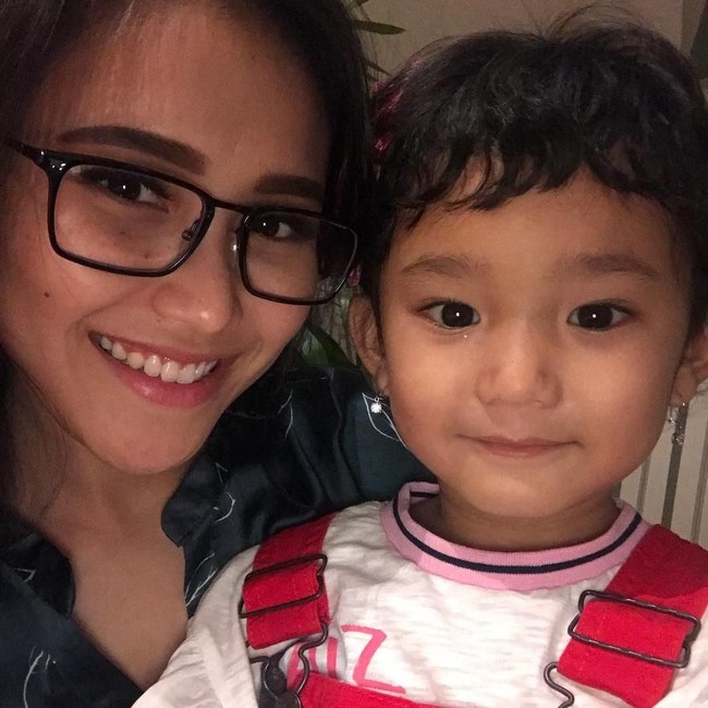 Tip Pelayan Belasan Juta Rupiah hingga Makanan Favorit Bilqis dan Ayu Ting Ting
