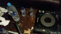 Turntable yang ditemukan di salah satu sudut diskotek (Foto: Muhammad Taufiqurrahman/detikcom)