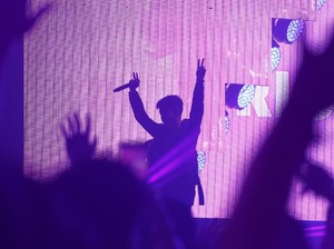 Mantap! Wajah Rich Brian Nongol di Times Square