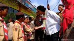Intip Sri Mulyani Naik Delman Hingga Nyempil di Kerumunan Anak SD