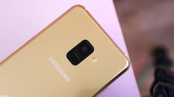 Kendati begitu sejumlah pihak sempat menyimpan video tersebut, sehingga kita bisa mengetahui tampilan jelas Galay A8 dan A8+. Foto: internet