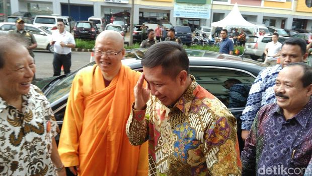 Usai Hadiri Aksi Bela Palestina, Menag Resmikan Wihara Serpong