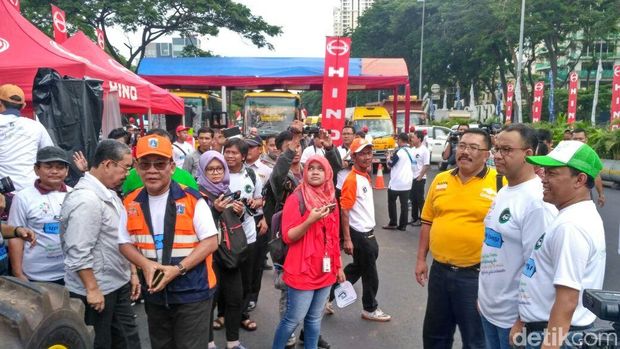 Buka Uji Emisi Gratis, Anies: Pencemaran Udara Harus Dikurangi