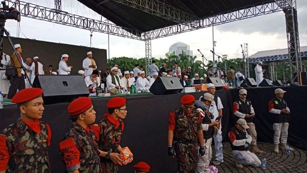 Sejumlah Tokoh Mulai Berdatangan ke Aksi Bela Palestina