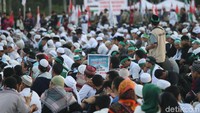 Mereka berkumpul untuk menyuarakan perihal kebijakan Presiden Trump yang mengakui Israel sebagai Ibukota Yerusalem. 