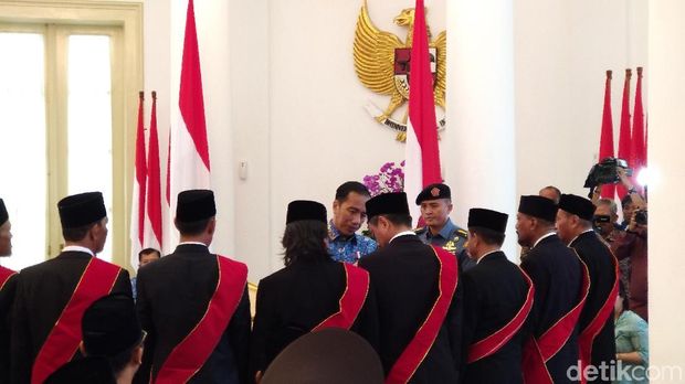 Pesan Pendonor ke Generasi Milenial: Mau Jadi Pahlawan? Donor Darah!