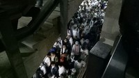 Meski jumlah massa cukup banyak, massa memasuki dan keluar Istiqlal dengan tertib