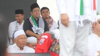 Wakil Ketua DPR Fahri Hamzah saat mengikuti aksi bela Palestina di kawasan Monas, Jakarta Pusat, Minggu (17/12/2017).
