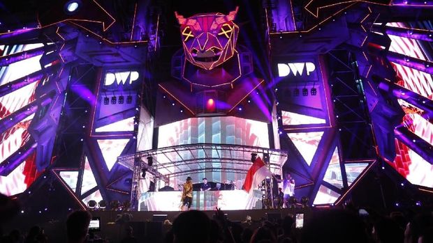 Djakarta Warehouse Project. 