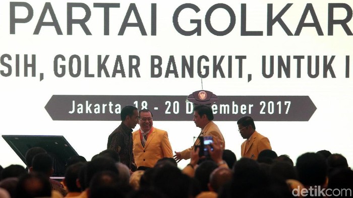 Akbar Tandjung Setuju Perubahan Kepengurusan, tapi Ada Syaratnya