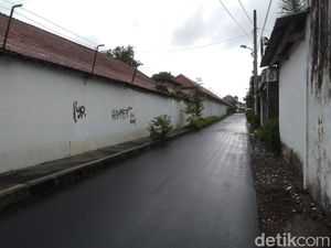 Ternyata Ini Dia Pelaku Corat-coret Pura Pakualaman di Yogya