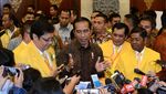 Momen Jokowi Blak-blakan Soal Grup di Tubuh Golkar