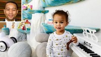 Luna Legend, putri kecil Chrissy Teigen dan John Legend ternyata sangat menyukai daging iga. Nyam! Foto: Istimewa