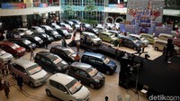 Daihatsu menyerahkan total 40 mobil Daihatsu ke pemiliknya di Jakarta. Total sepanjang tahun ini, Daihatsu sudah merekondisi 110 mobil milik konsumennya yang paling setia. Foto: Daihatsu