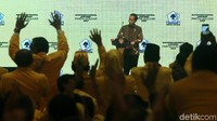 Dengan mengucapkan bismillah saya buka Munaslub Golkar, ujar Jokowi di lokasi Munaslub Golkar, JCC Senayan, Jakarta, Senin (18/12/2017).