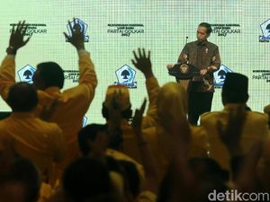Para Caketum Golkar Mundur Sebelum Munas, Ada Faktor Jokowi?